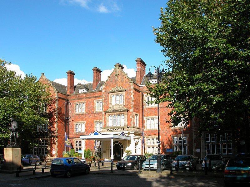 North Stafford Hotel Stoke-on-Trent ภายนอก รูปภาพ