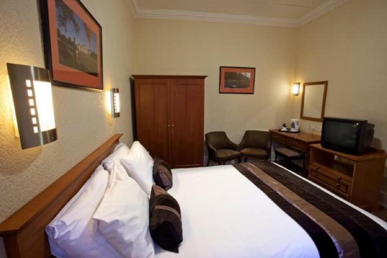 North Stafford Hotel Stoke-on-Trent ภายนอก รูปภาพ